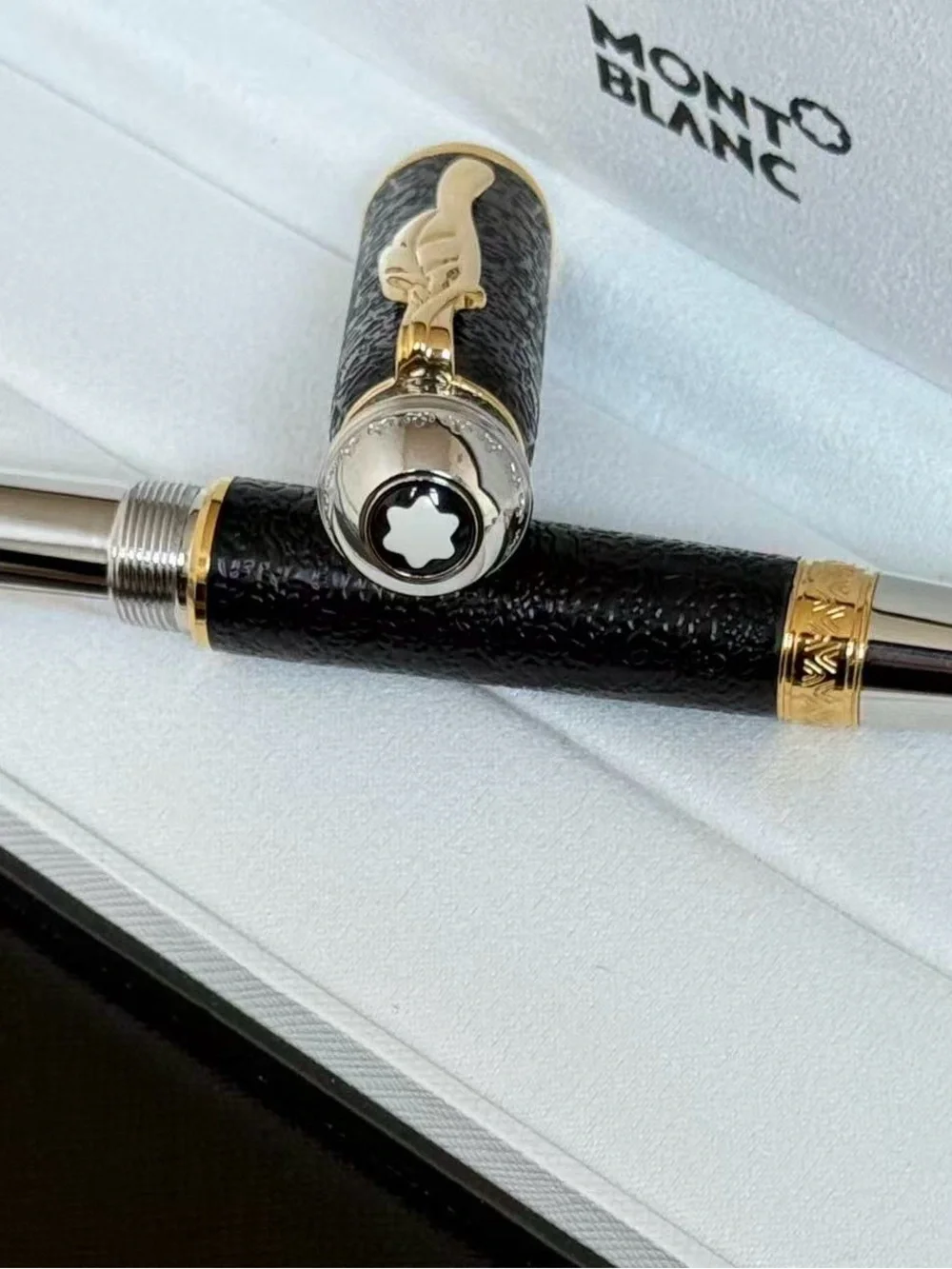 Montblanc Black and Gold Textured Ballpoint Pen with Leaf Clip